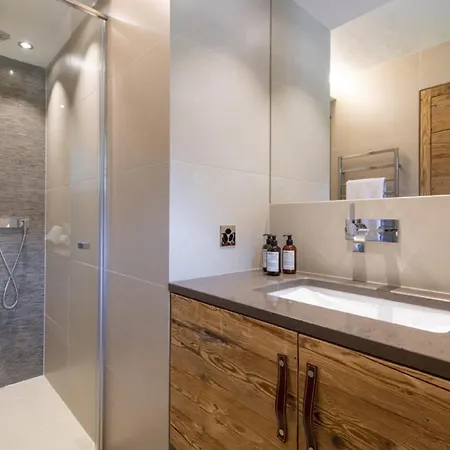 Apartmán Hier Haben Sie Viel Platz Drinnen Und Draussen